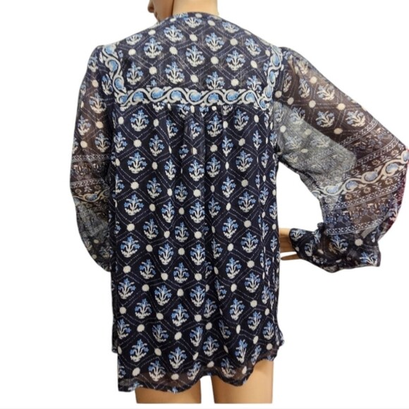 Lucky Brand Blue Long Sleeves Notch Neck Border Print Blouse - Picture 15 of 15